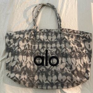 ALO Yoga Black and Gray Tote Bag